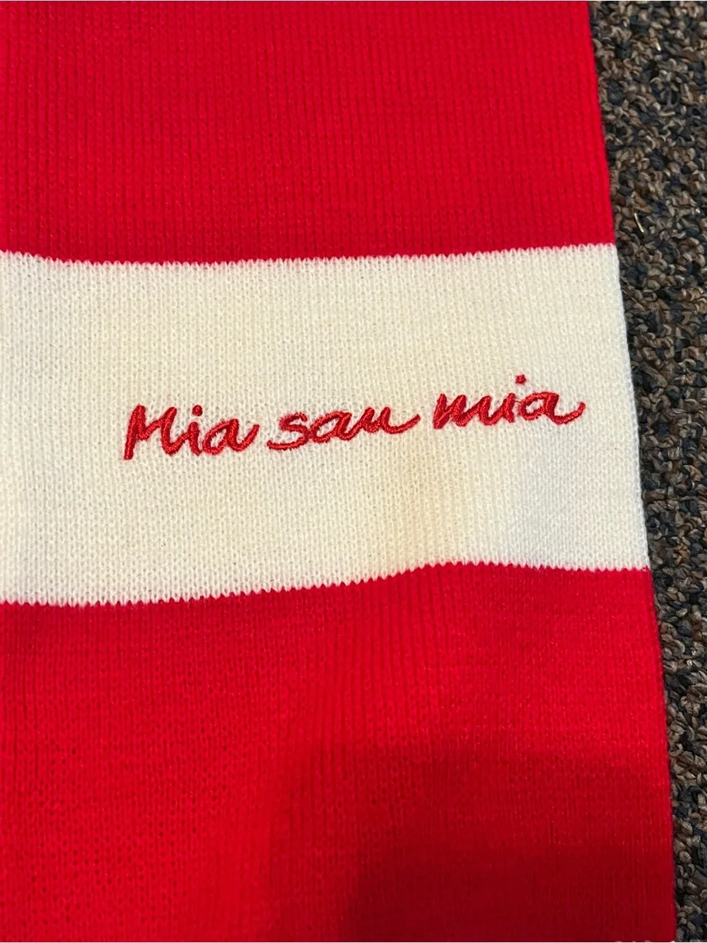 FC Bayern Red & White Striped Supporter Scarf